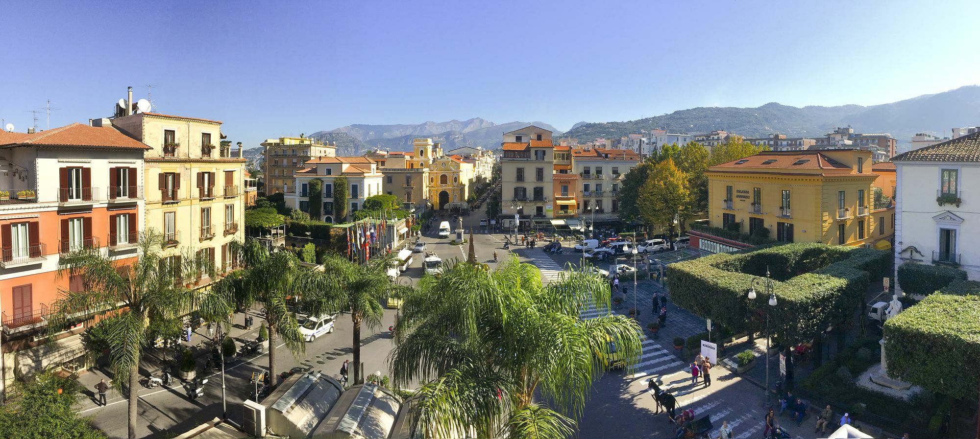 La Casa Dell'Orologio - Main Square Hotel Sorrento Bagian luar foto