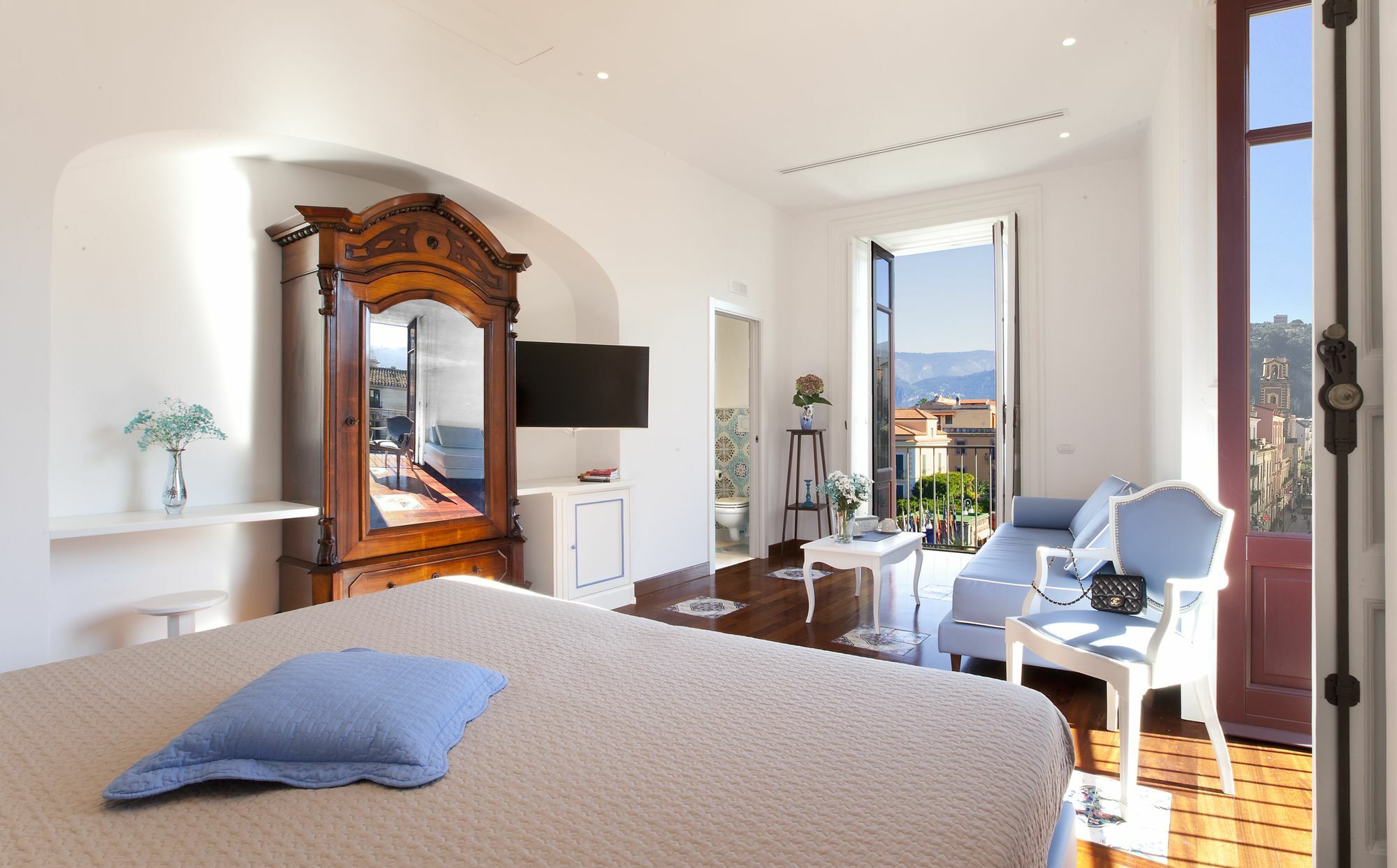 La Casa Dell'Orologio - Main Square Hotel Sorrento Bagian luar foto